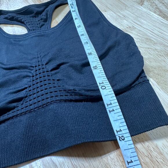 Sweaty Betty NWT Stamina Workout Bra Black Size S 4-6 Deep Underband Seamless - Picture 10 of 10